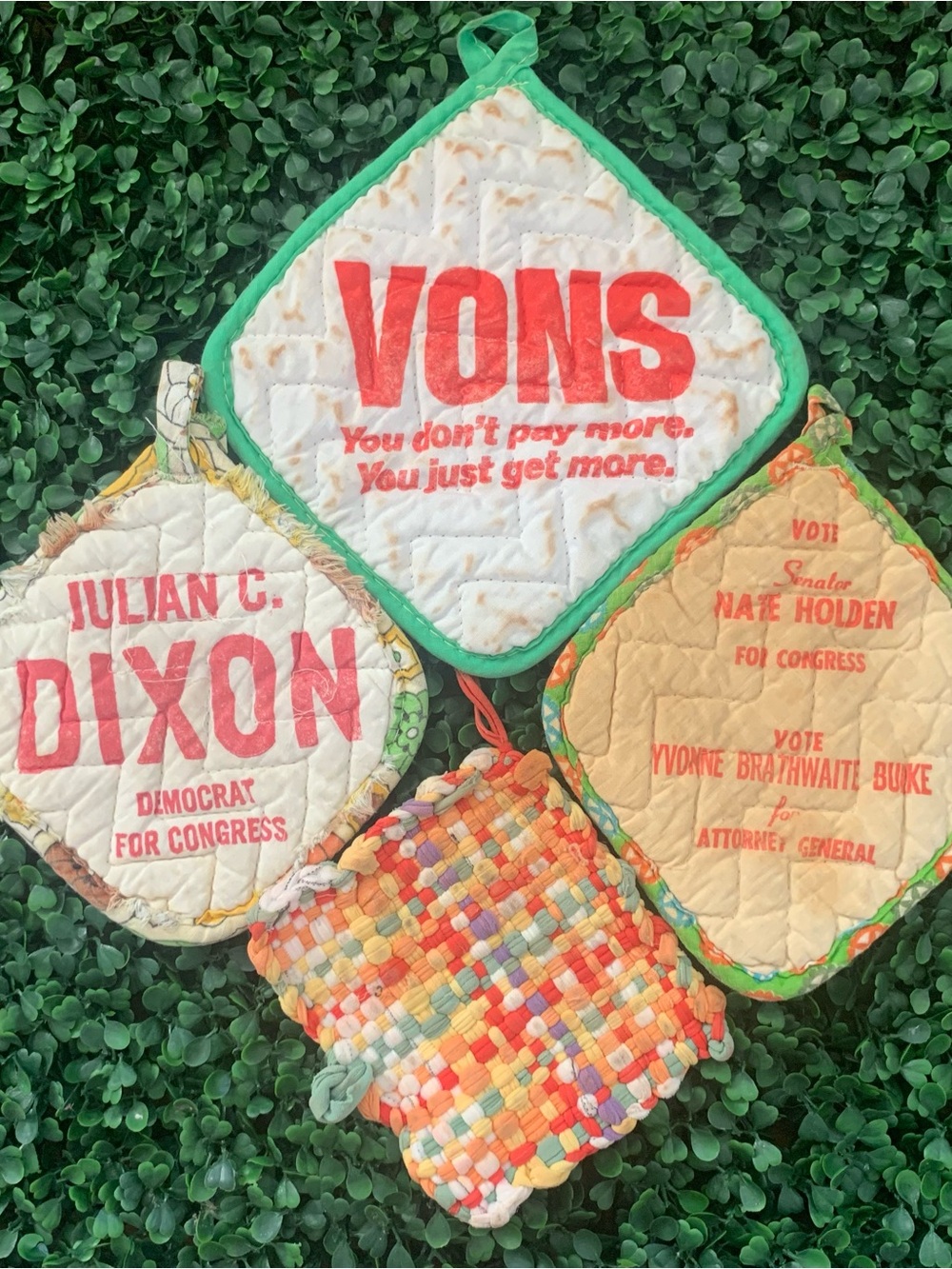 Vintage 70s handmade novelty pot holders bundle of 4